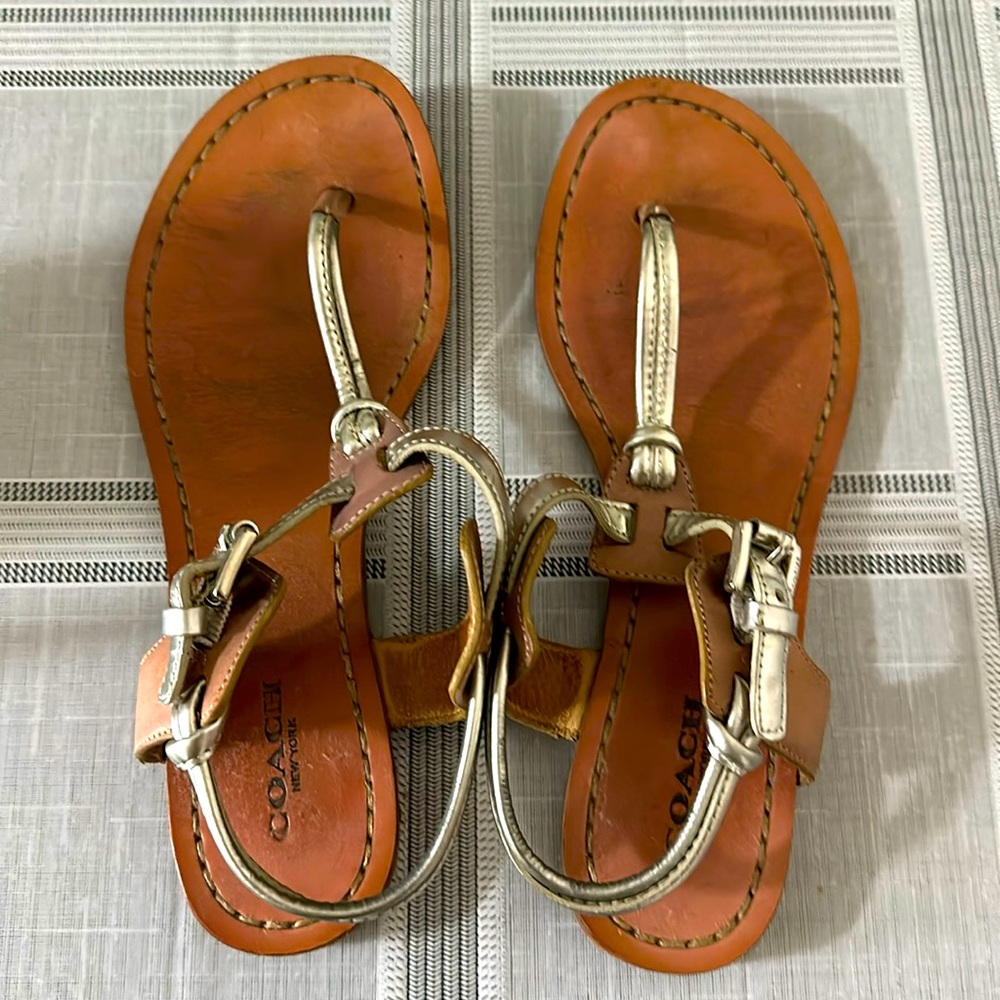 Coach sandals size 6